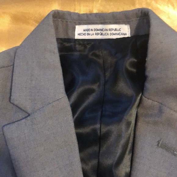 IZOD child’s gray dress blazer - Picture 2 of 11